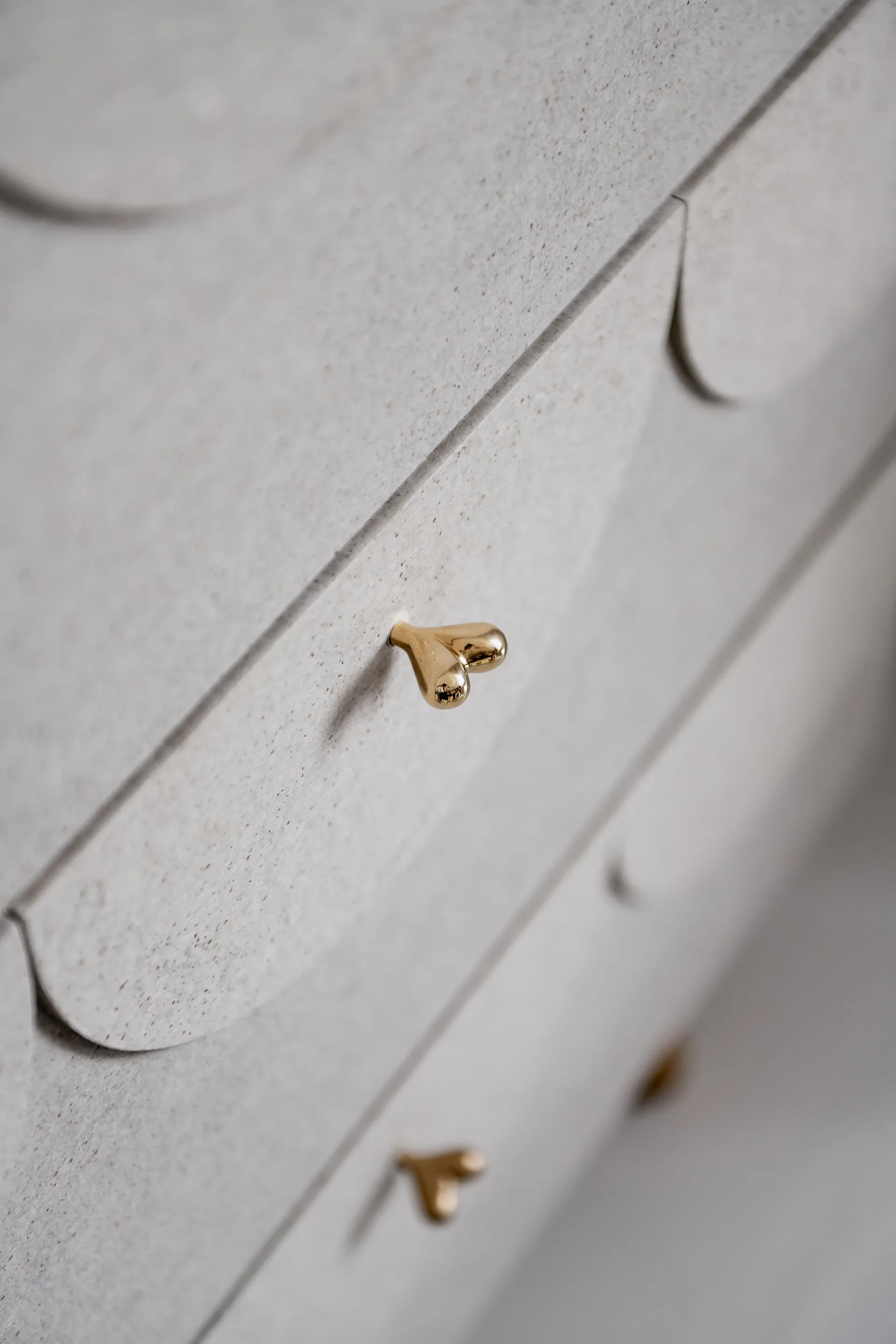 Heart knobs 4-pack, Brass KLONG