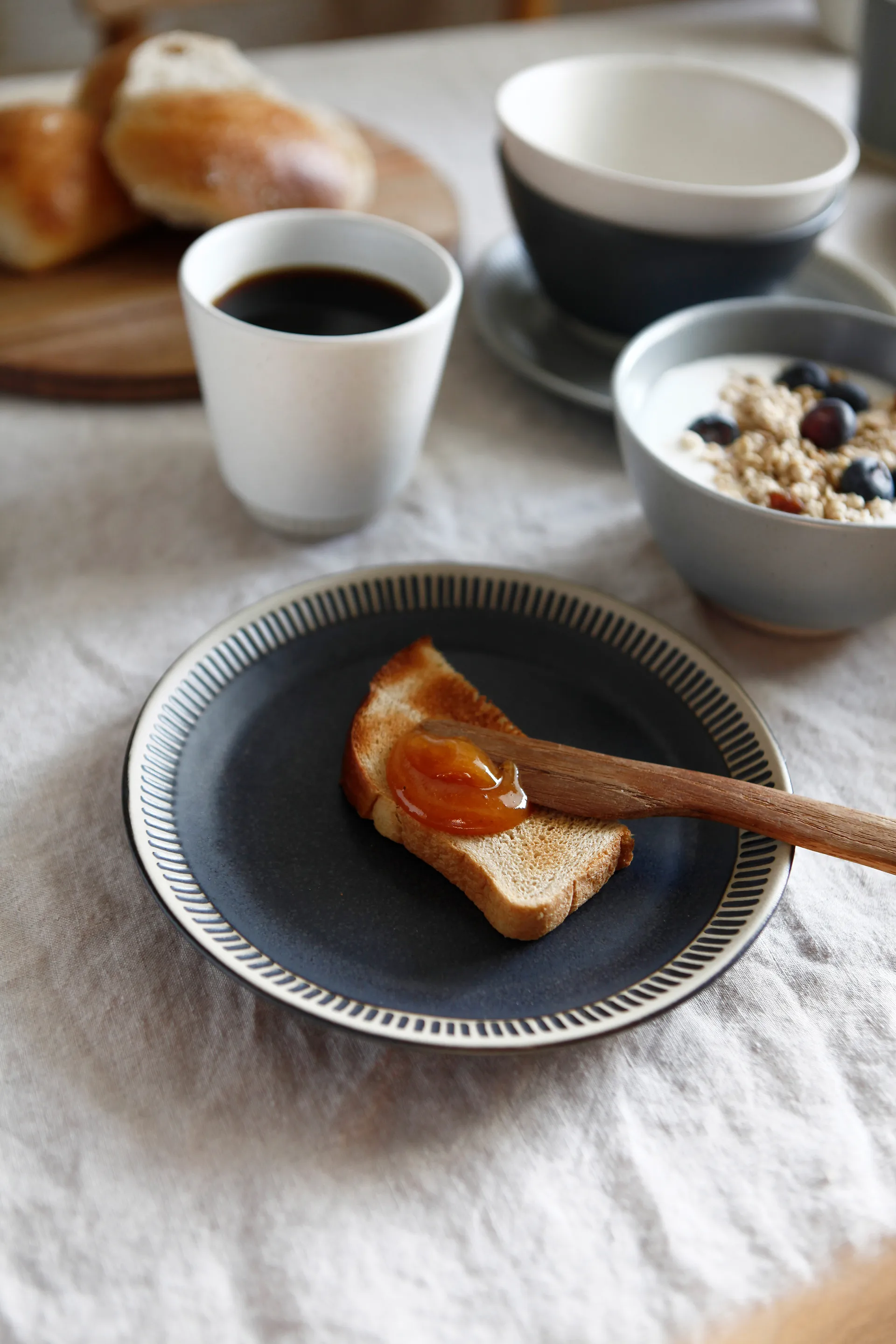 Colorit plate Ø19 cm, Dark grey Knabstrup Keramik