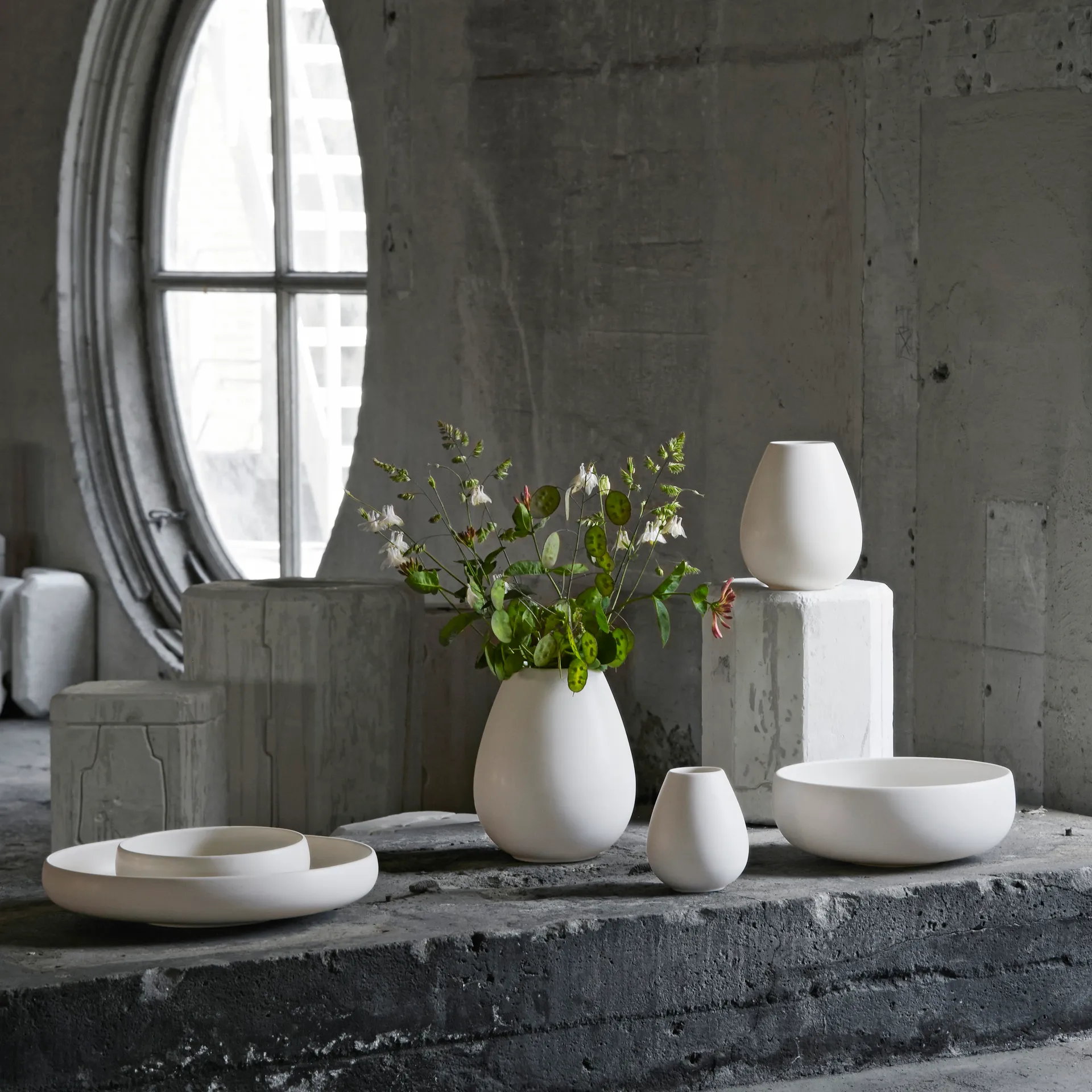 Earth bowl 22 cm, Lime stone white Knabstrup Keramik