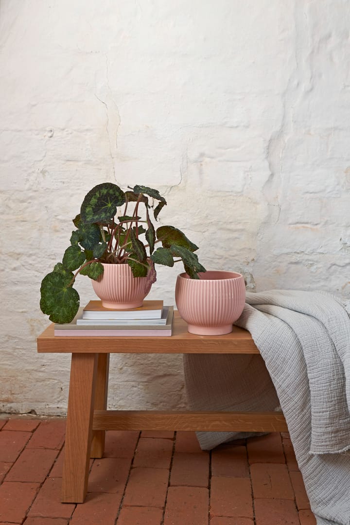Knabstrup flower pot fluted Ø16.5 cm - Pink - Knabstrup Keramik