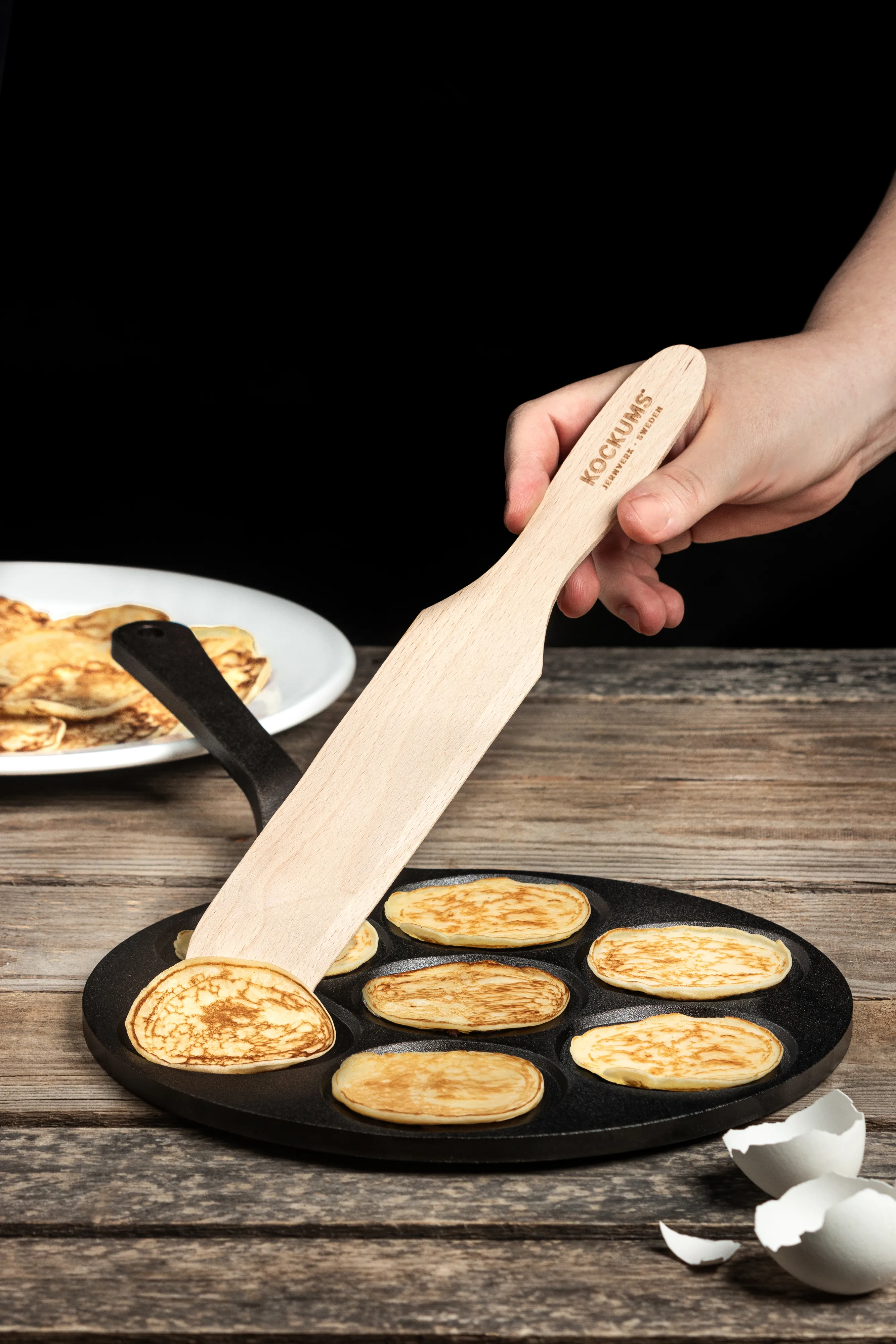 Flat pancake pan 24 cm from Kockums Jernverk - NordicNest.com
