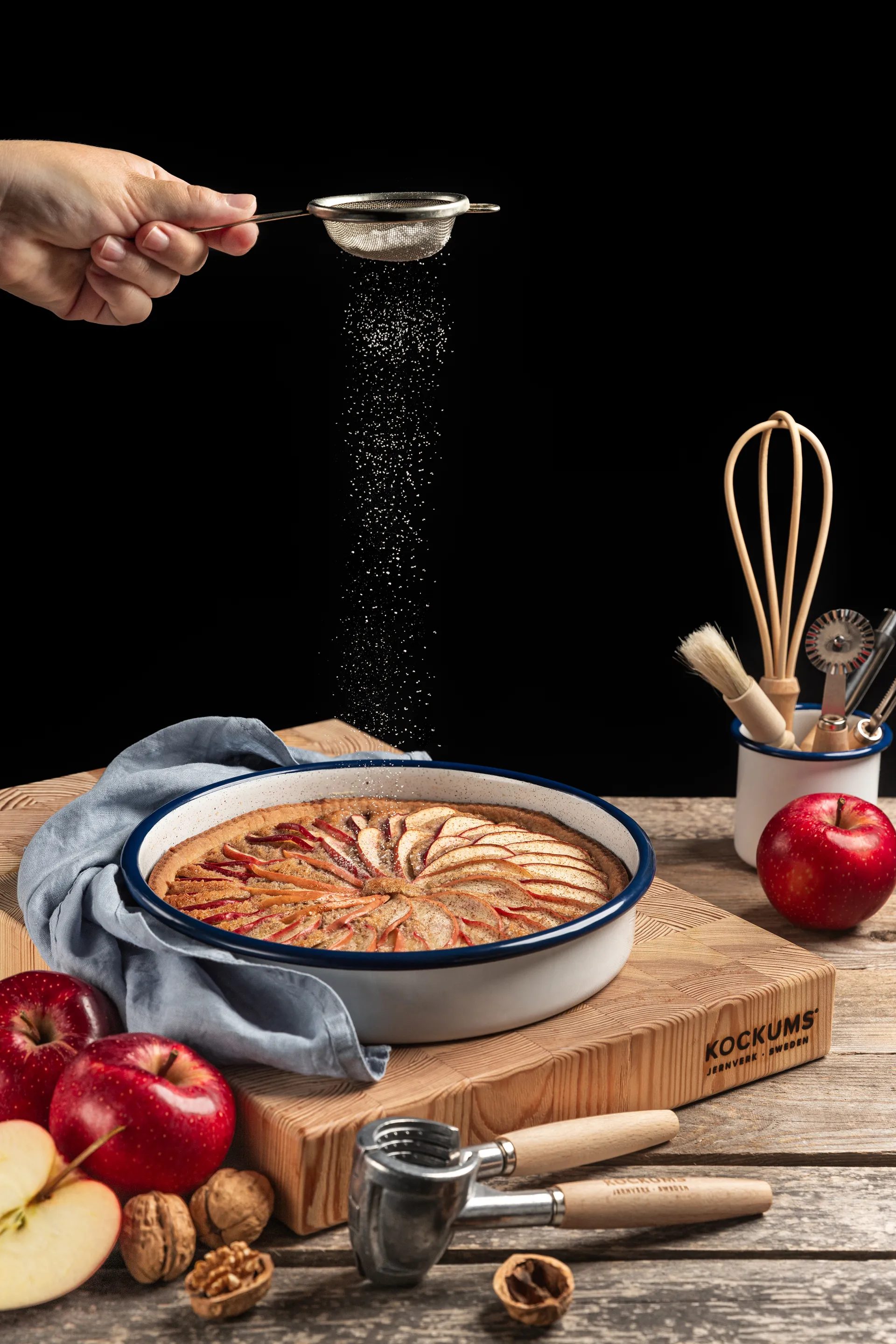 Kockums oven dish, Kockums white-blue, round, Ø24 cm Kockums Jernverk