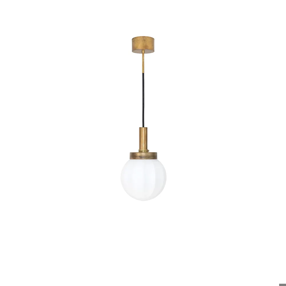 Konsthantverk Klyfta pendant Ø15 cm Raw brass-opal