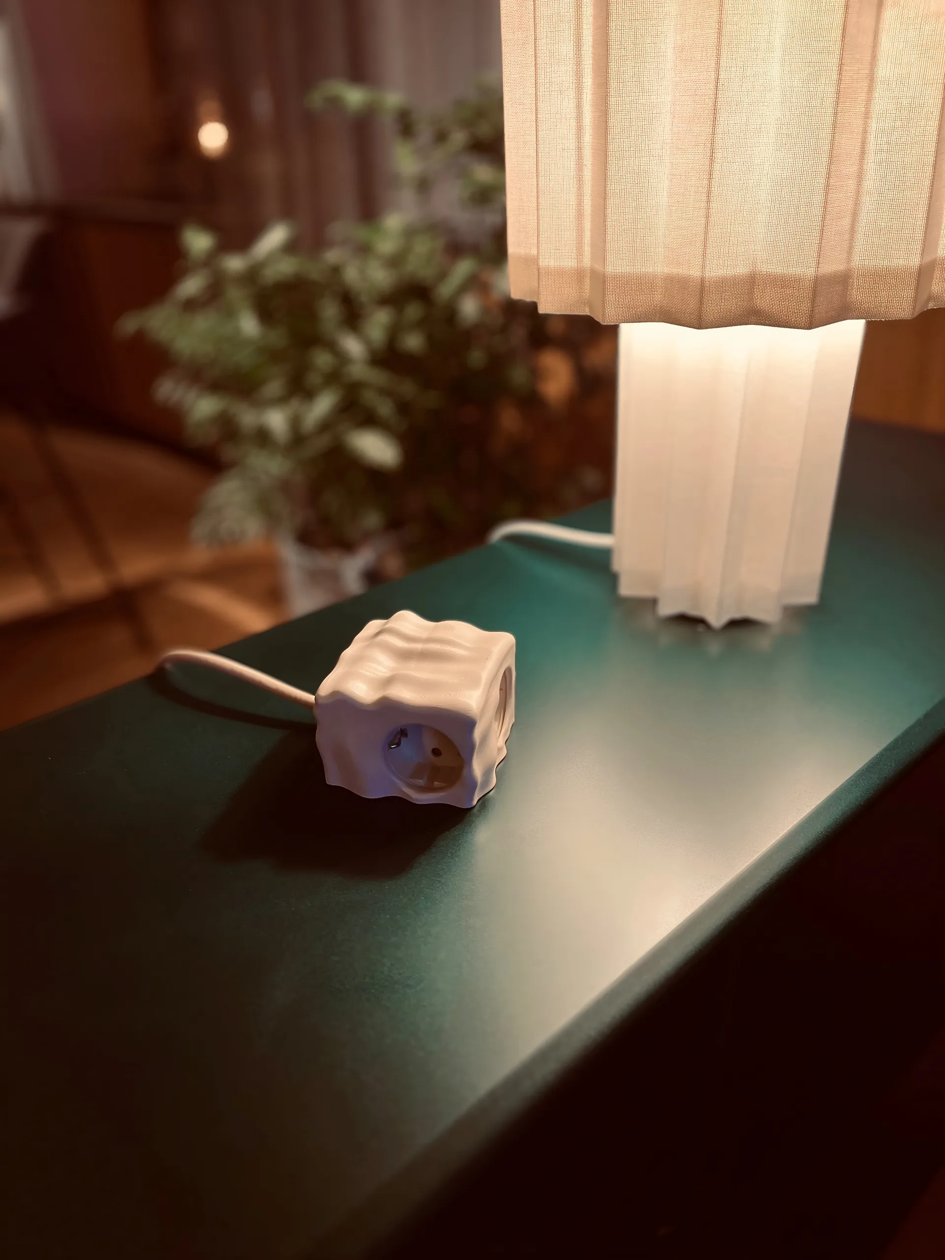 Cumulus+ case-shell for Cuboid+ power strip, Beige Kord