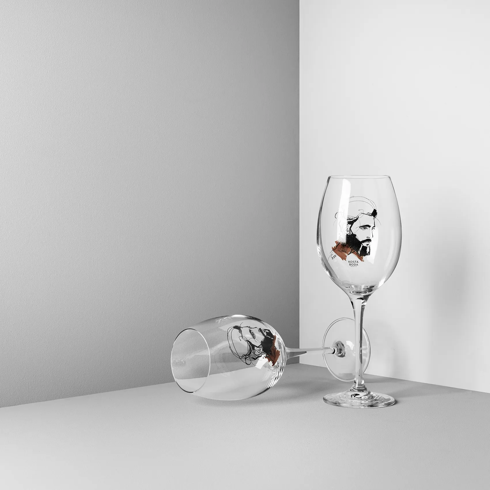 All about you wine glass 52 cl 2 pack, Wait for him (deep purple) Kosta Boda