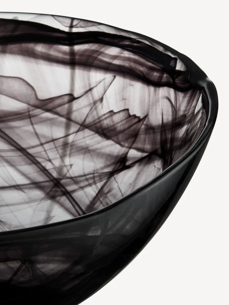 Contrast bowl 350 mm, Black-black Kosta Boda