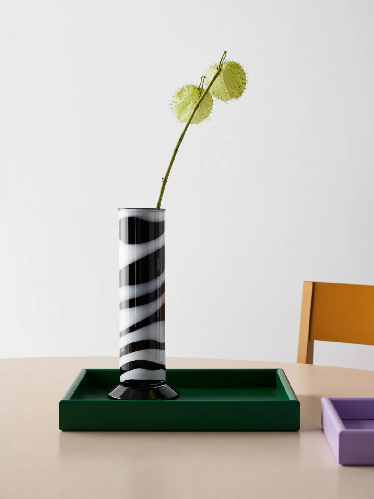 Lab cylinder vase 30 cm, Black-white Kosta Boda