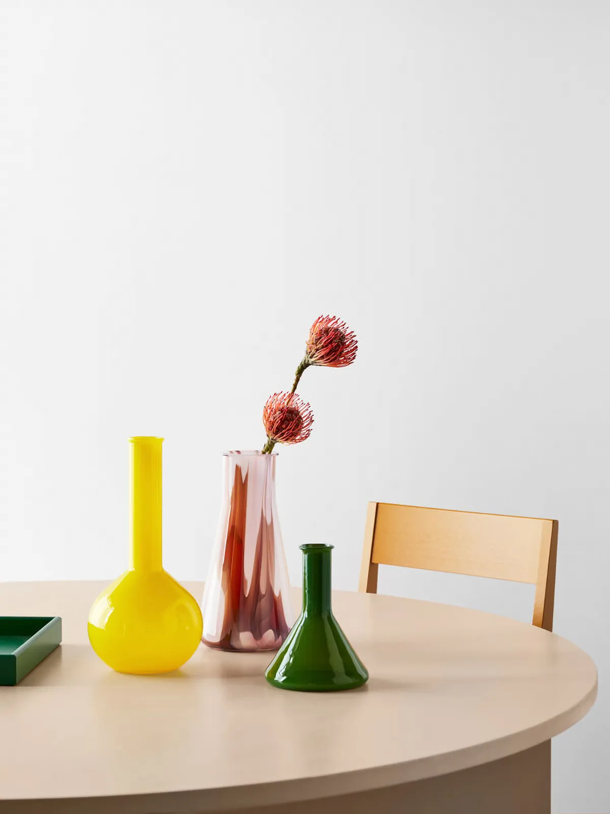 Lab round flask vase 31.5 cm, Yellow Kosta Boda