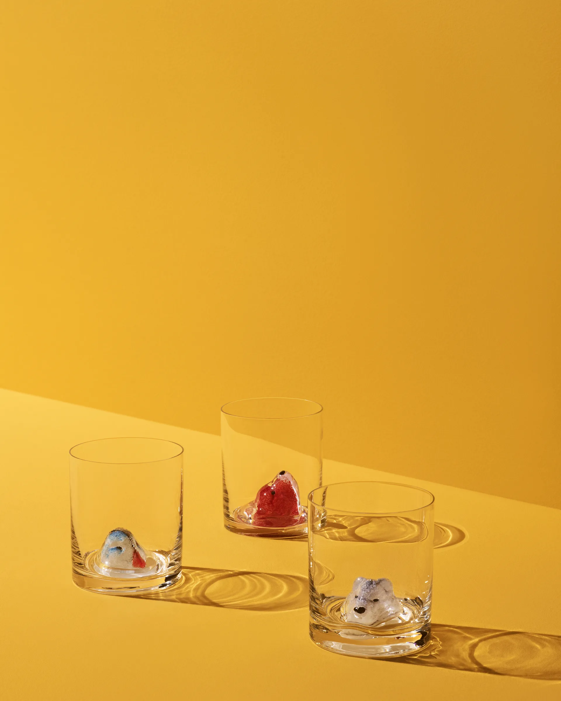 New Friends glass 46 cl, Arctic fox Kosta Boda