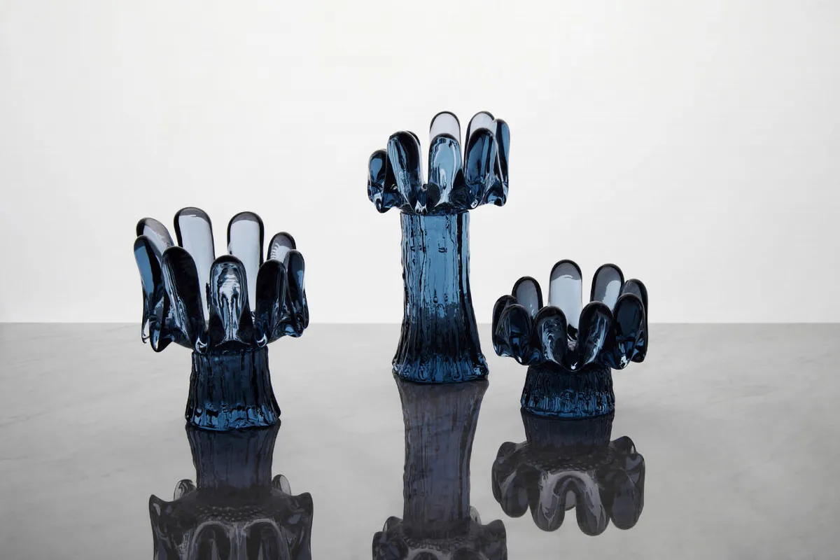 Sunflower candle holder circular glass 11.5 cm, Blue Kosta Boda