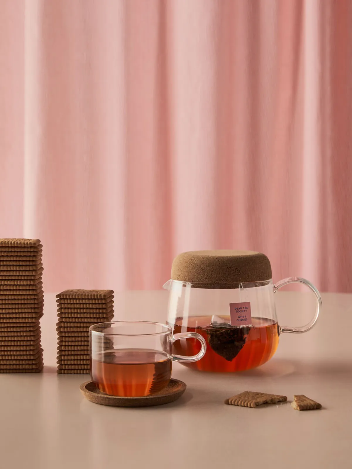 Viva teapot with cork lid 1.2 L, Clear Kosta Boda