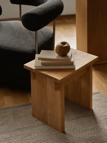 Artisan stool 30x40 cm - Warm lacquered oak - Kristina Dam Studio