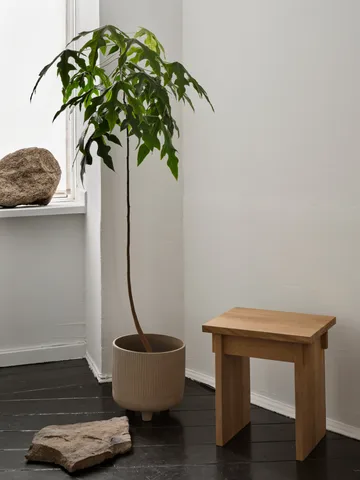 Artisan stool 30x40 cm - Warm lacquered oak - Kristina Dam Studio