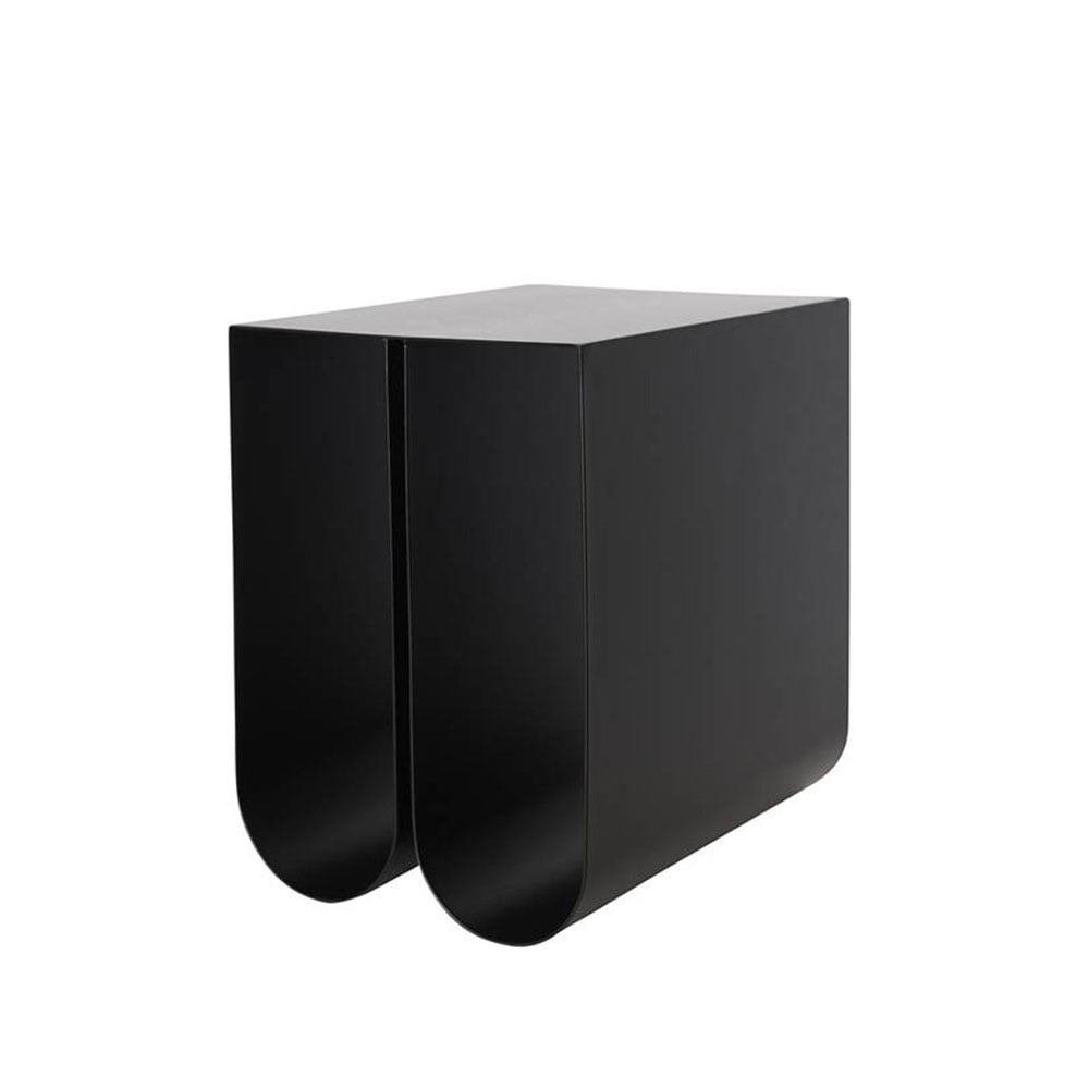 Kristina Dam Studio Curved side table Black | Scandinavian Design | Side tables | Black