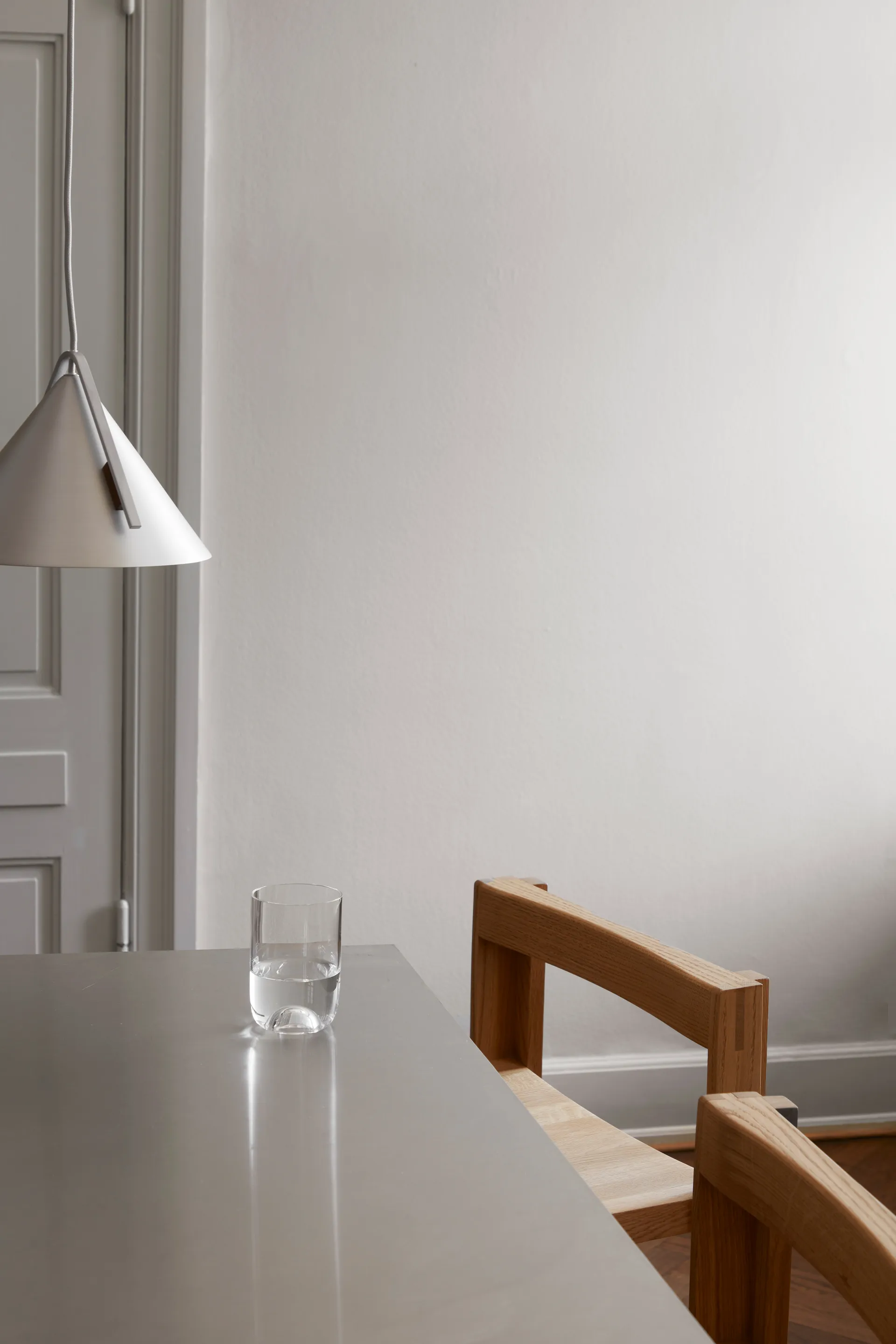 Outline bar stool 75 cm, Warm lacquered oak–brushed steel Kristina Dam Studio