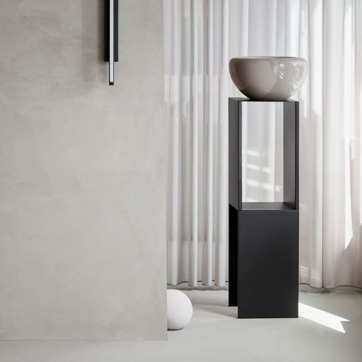 Pedestal side table - Black - Kristina Dam Studio