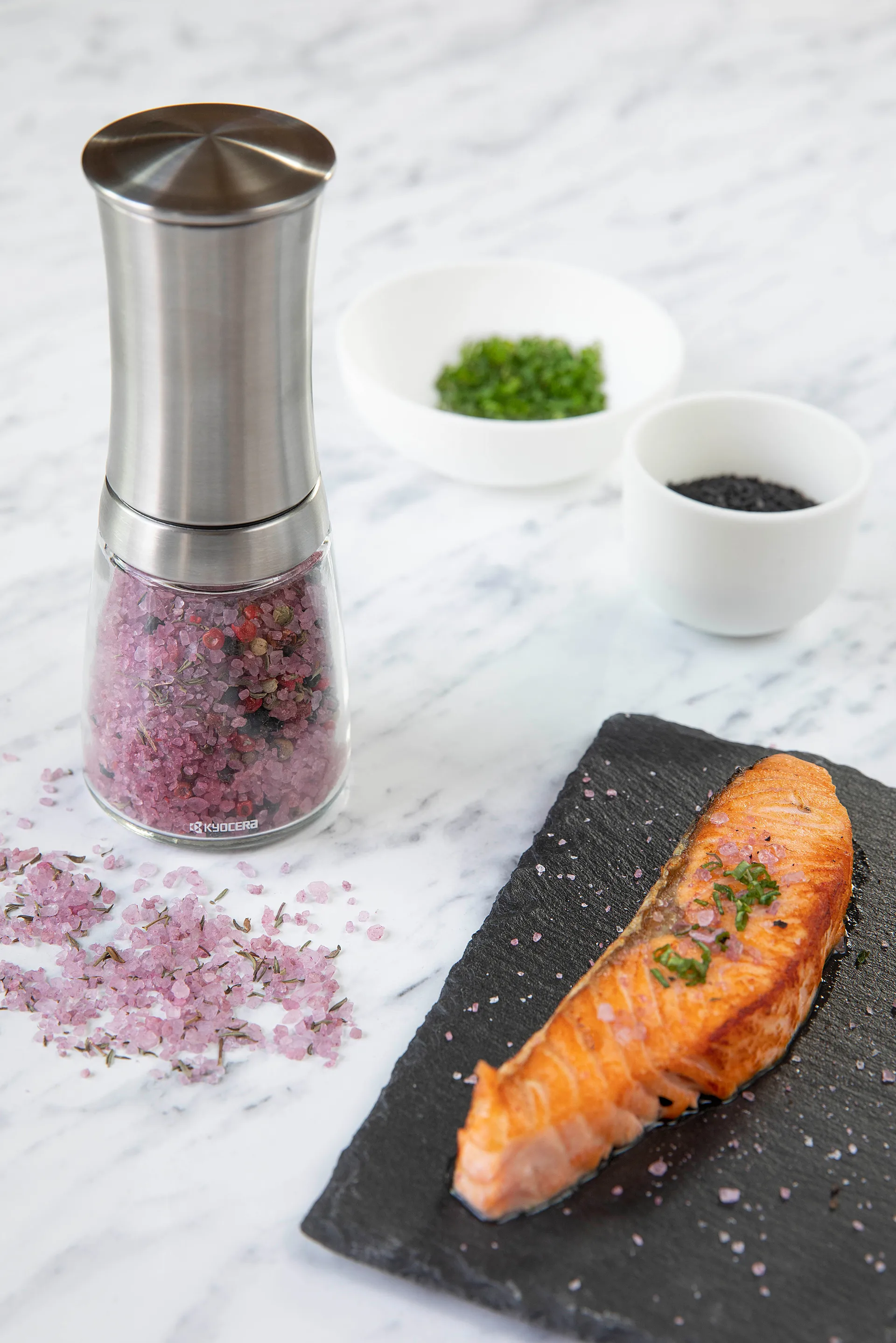 Kyocera ceramic spice mill with glass container, 21 cm Kyocera