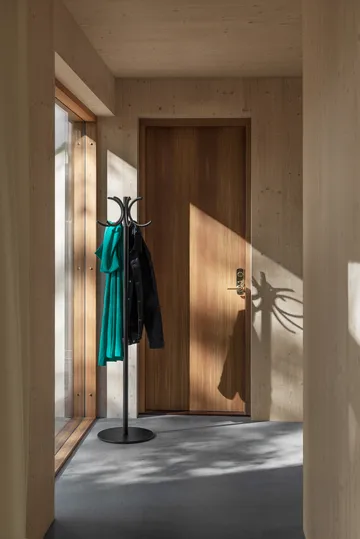 S70-12 coat rack - Black texture - Lammhults