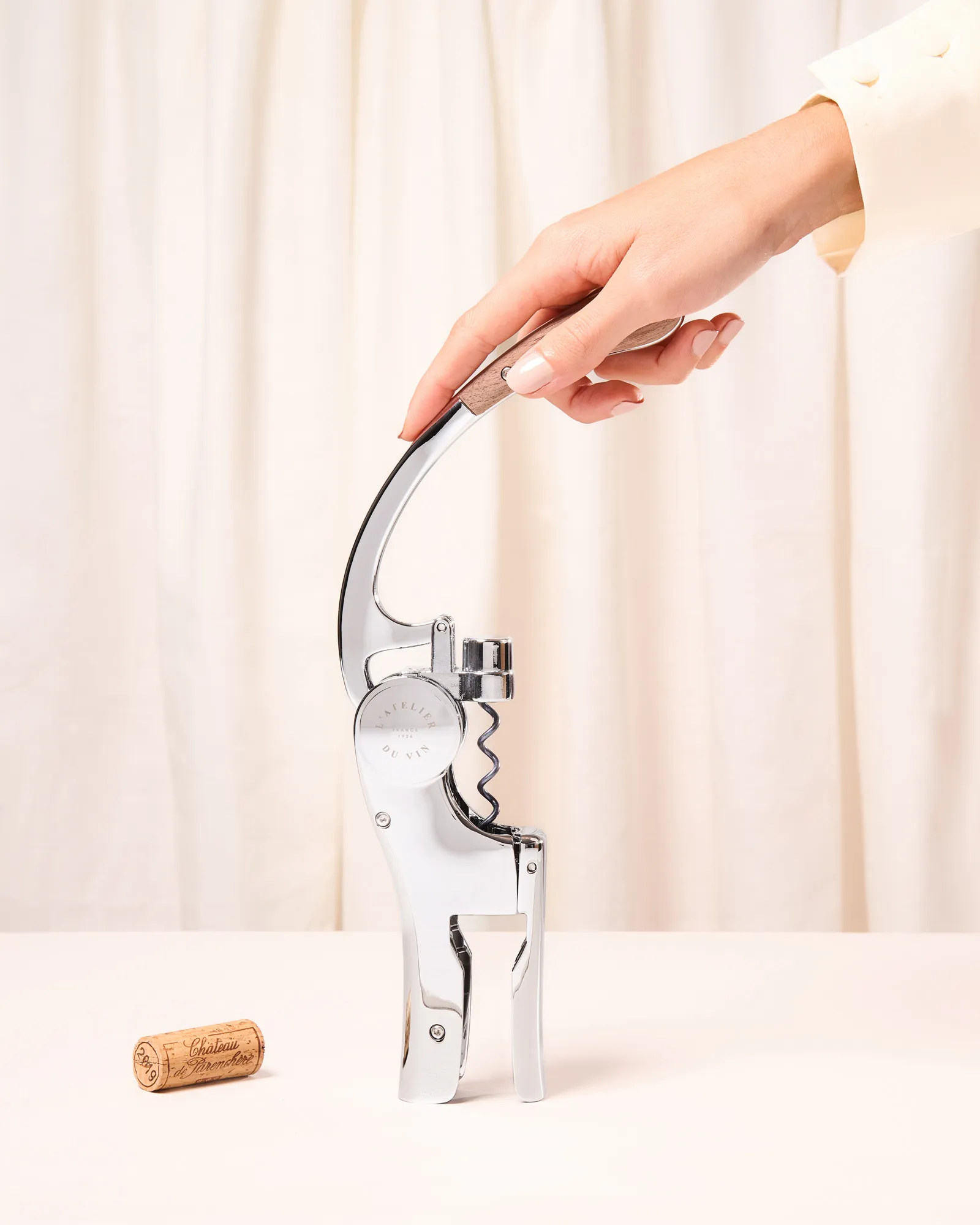 Oeno Motion corkscrew, Walnut-chrome L'Atelier du Vin