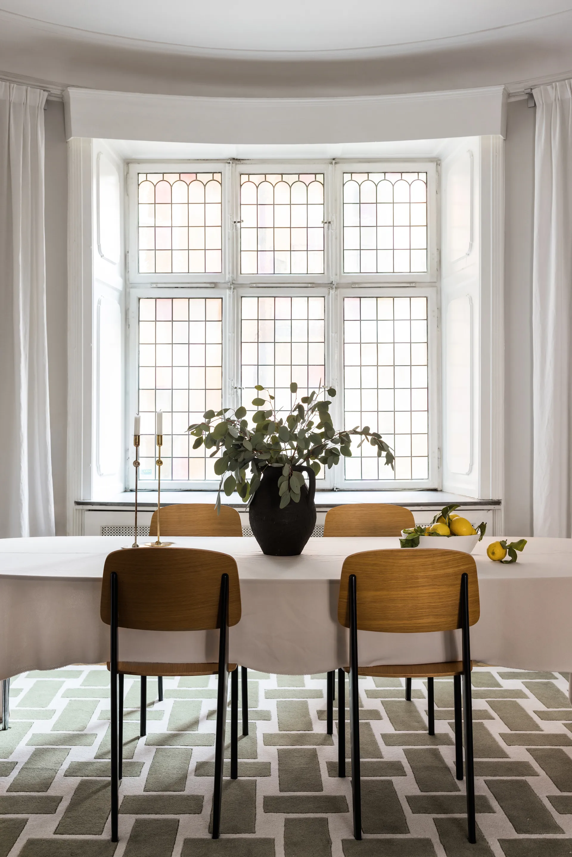 60S Geo Basket Weave wool carpet, Olive. 180x270 cm Layered