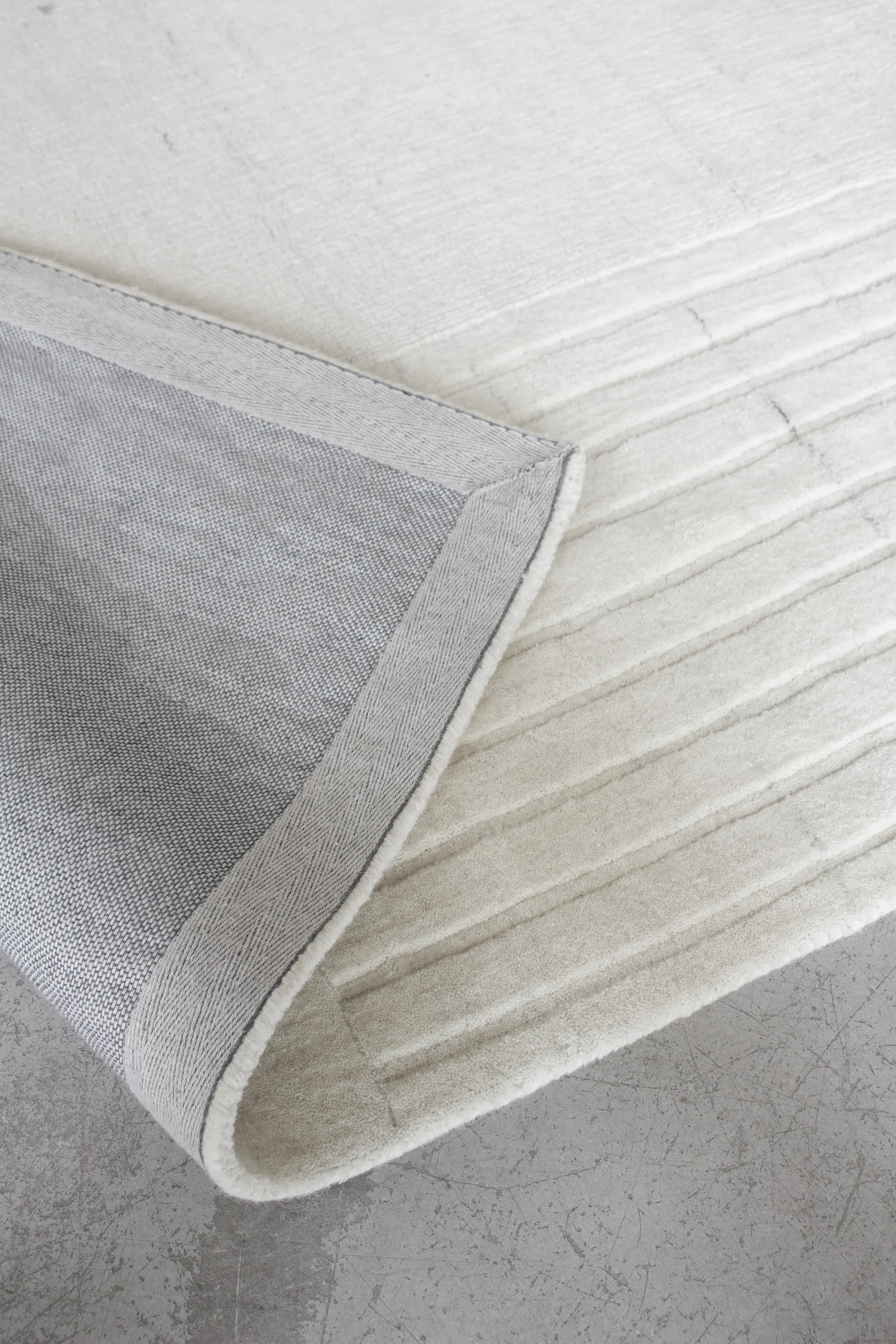 Circular wool carpet 180x270 cm, Bone white Layered