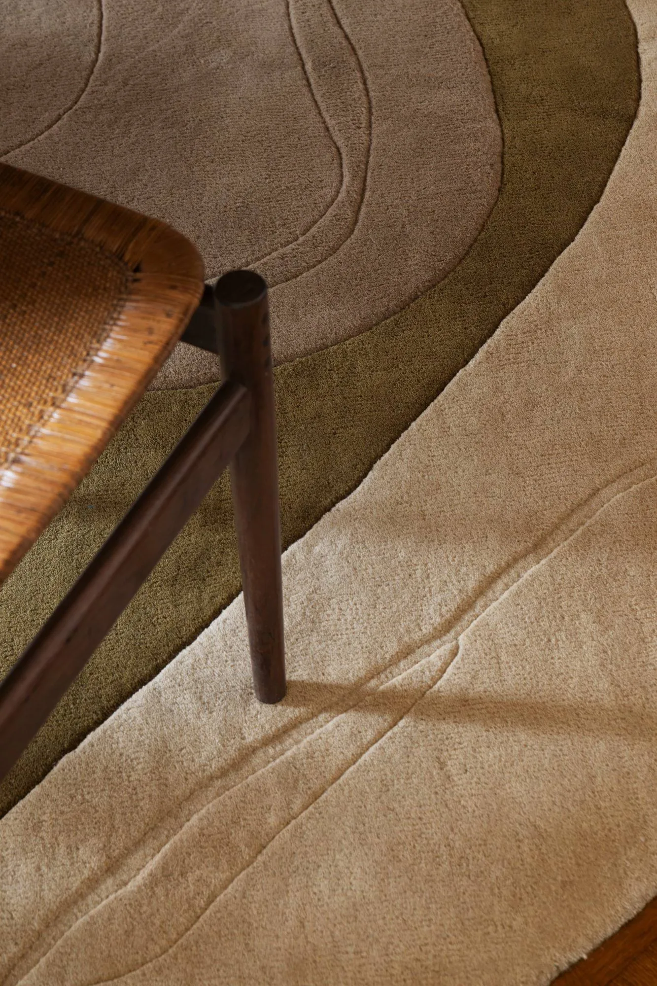 Erik Bratsberg Lozza wool rug, Olive, 300x400 cm Layered