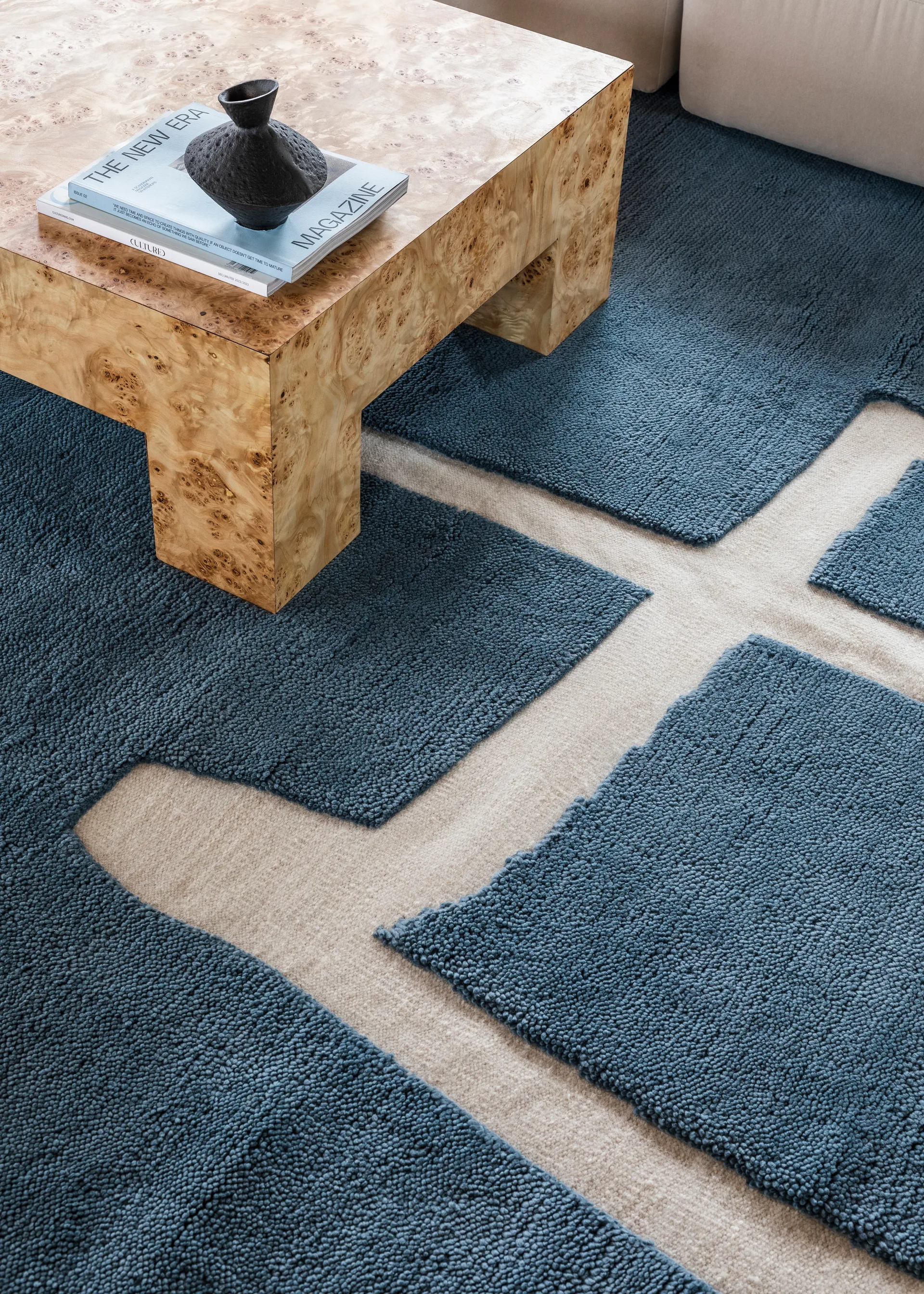 Gotland Klint wool rug, Cornflower blue 250x350 cm Layered