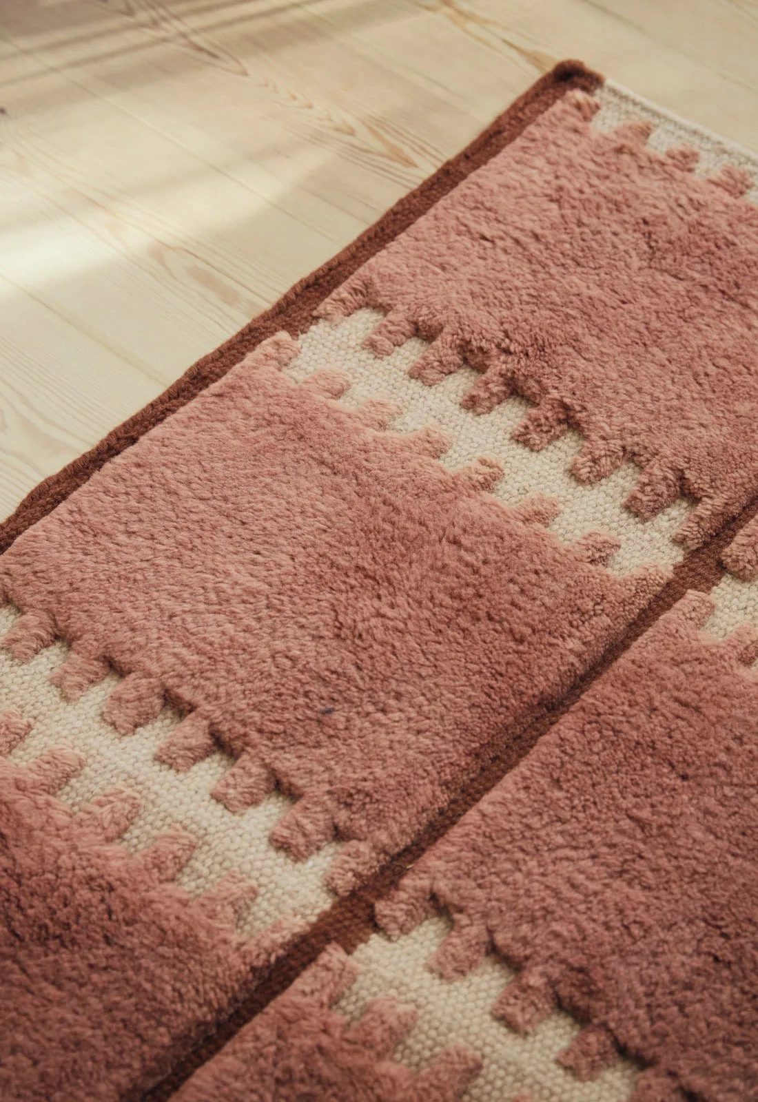 Lilly wool carpet, Rust, 200x300 cm Layered