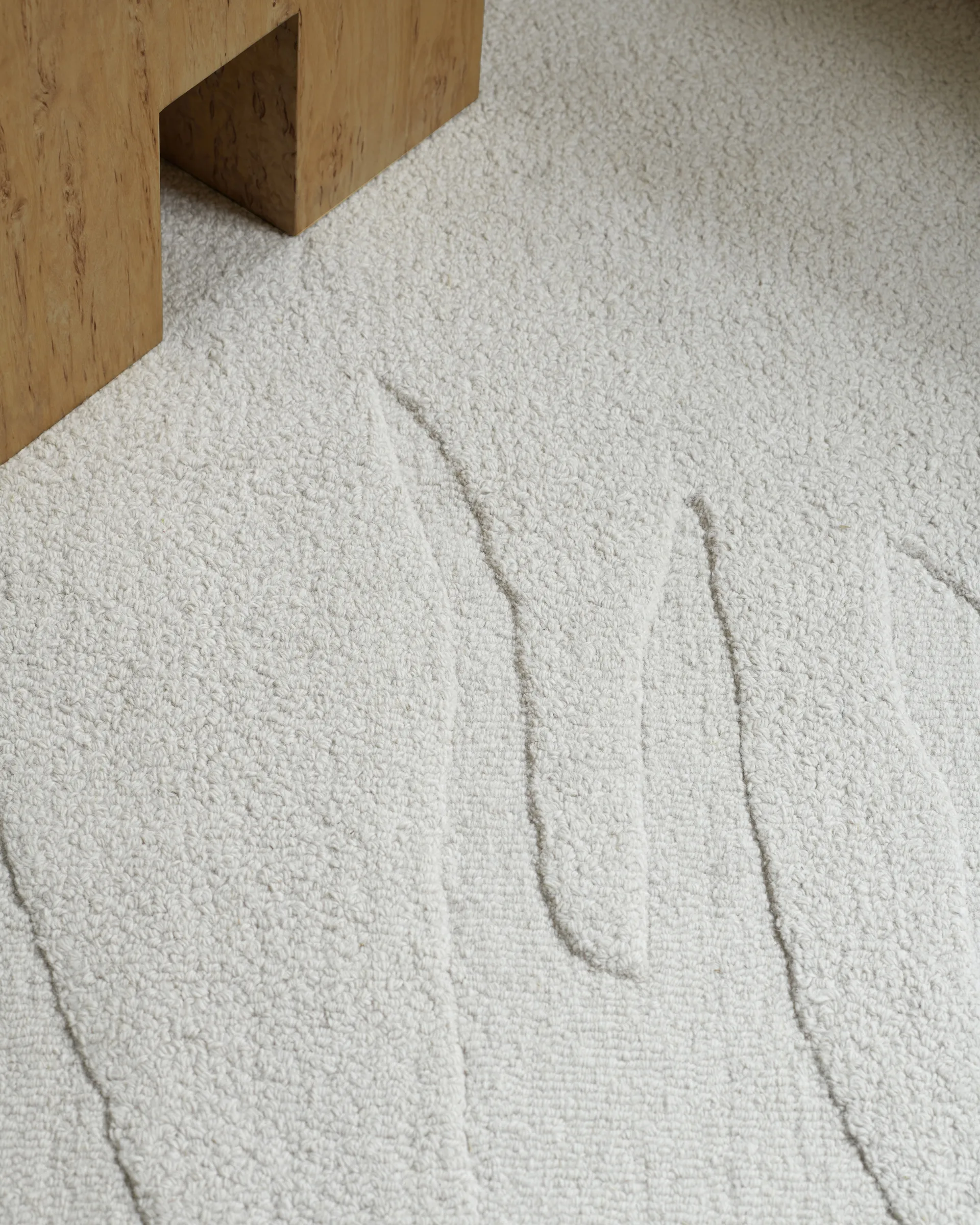 Nami wool carpet, Bone White 180x270 cm Layered