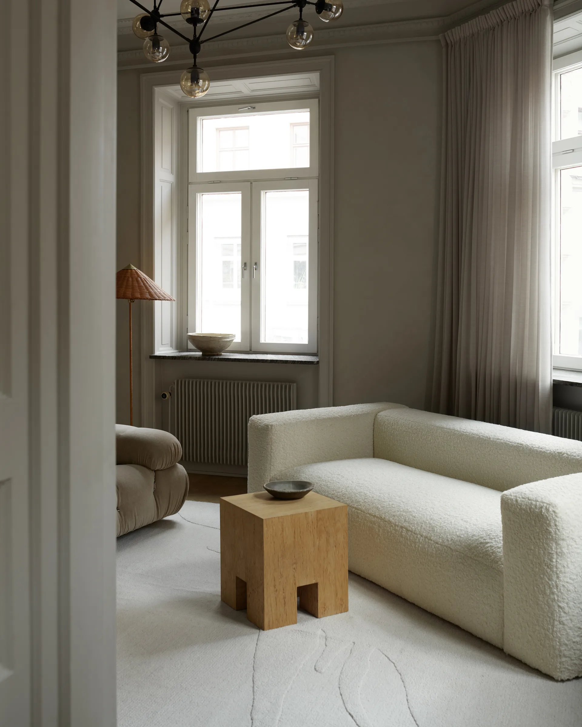 Nami wool carpet, Bone White 180x270 cm Layered