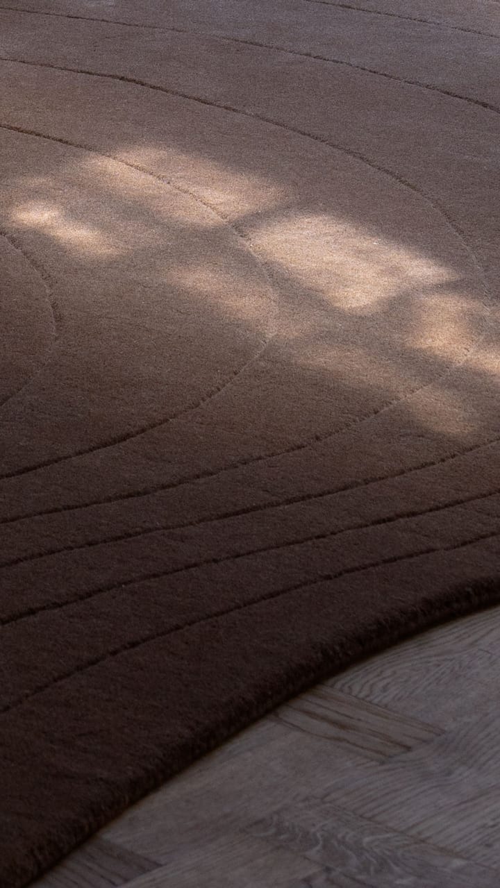 Residue wool carpet - Nougat. 235x350 cm - Layered