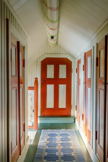 Röllakan Ruth hallway carpet - Summer sky, 75x240 cm - Layered