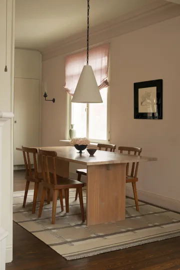 Röllakan Ruth wool rug - Almond, 140x200 cm - Layered