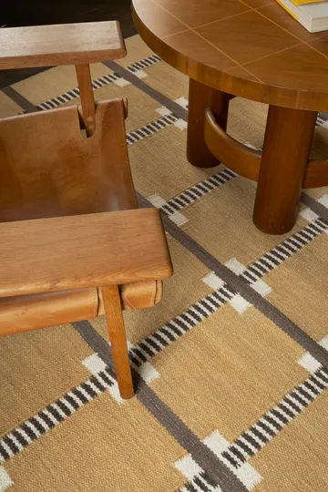 Röllakan Ruth wool rug - Harvest yellow, 250x350 cm - Layered