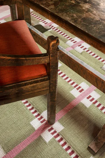 Röllakan Ruth wool rug - Spring grass, 250x350 cm - Layered