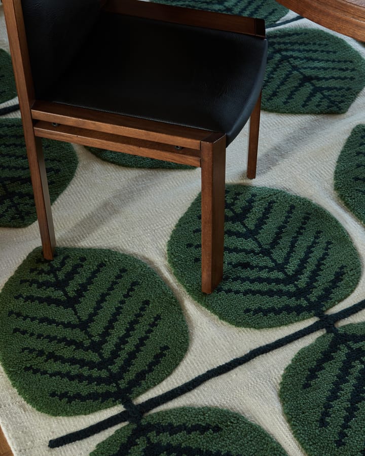 Stig Lindberg Berså wool carpet - Birch Green. 180x270 cm - Layered