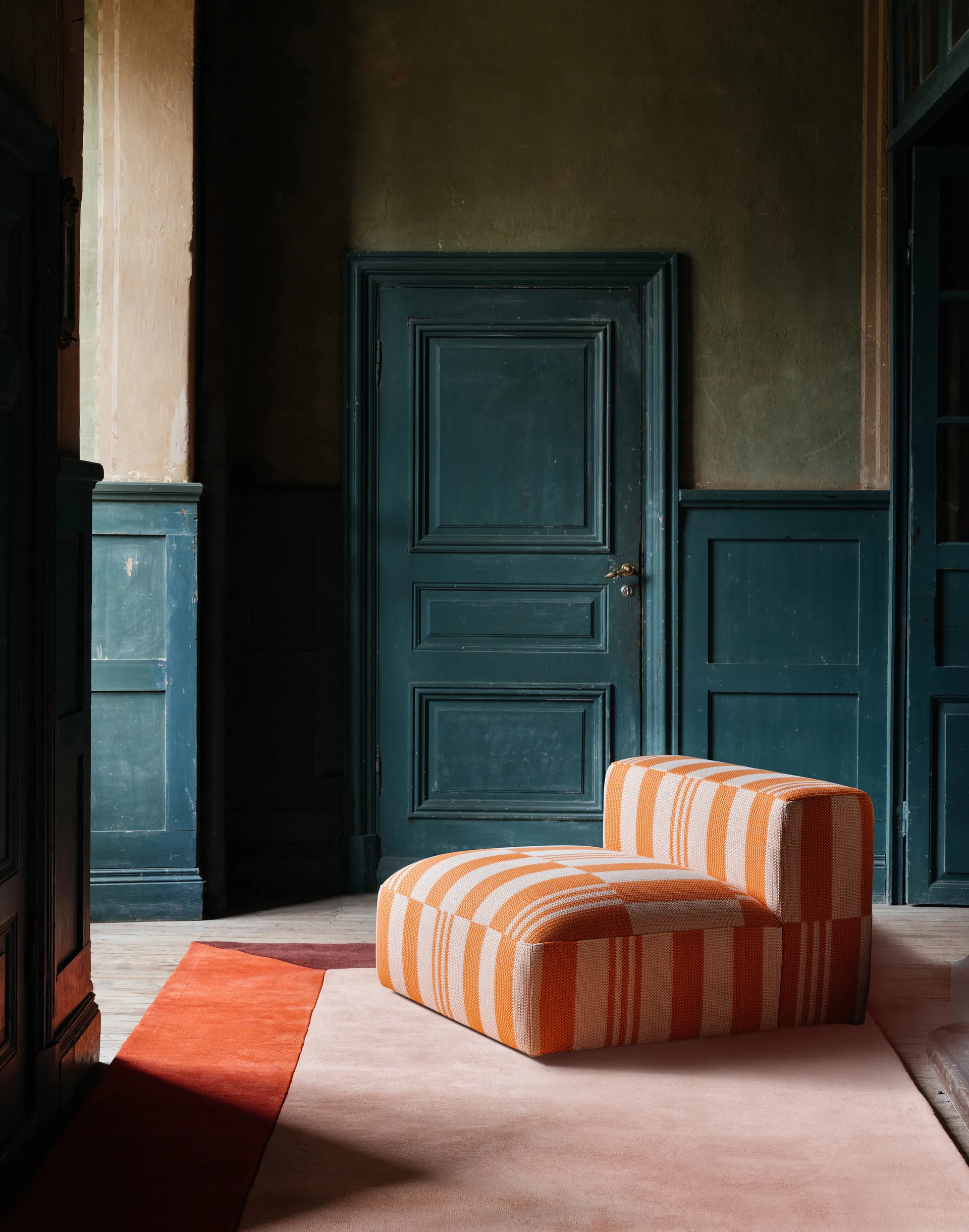 Teklan box wool rug, Corals, 250x350 cm Layered