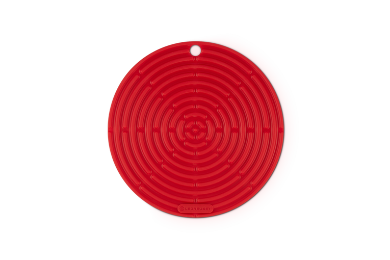 Le Creuset pot holder o20 cm Cerise | Scandinavian Design | Oven mitts, gloves & pot holders | Red