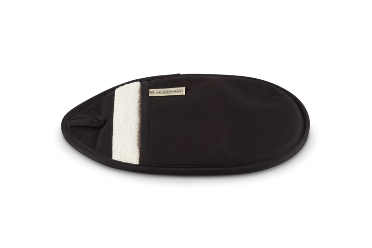 Le Creuset potholder 32x20 cm Black | Scandinavian Design | Oven mitts, gloves & pot holders | Black