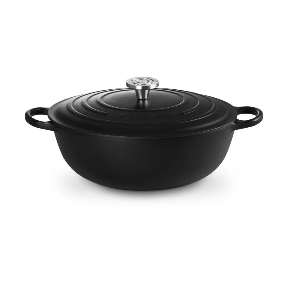 Le Creuset Signature cast iron casserole pot, Matte Black, 7 l Le Creuset