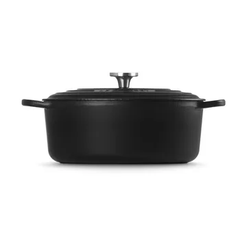 Le Creuset Signature cast iron oval casserole - Matte Black, 6.3 l - Le Creuset