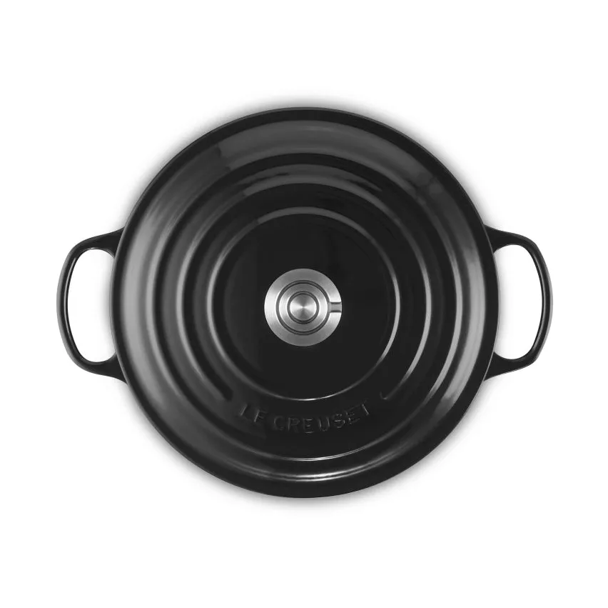 Le Creuset Signature cast iron round casserole, Black, 6.7 l Le Creuset