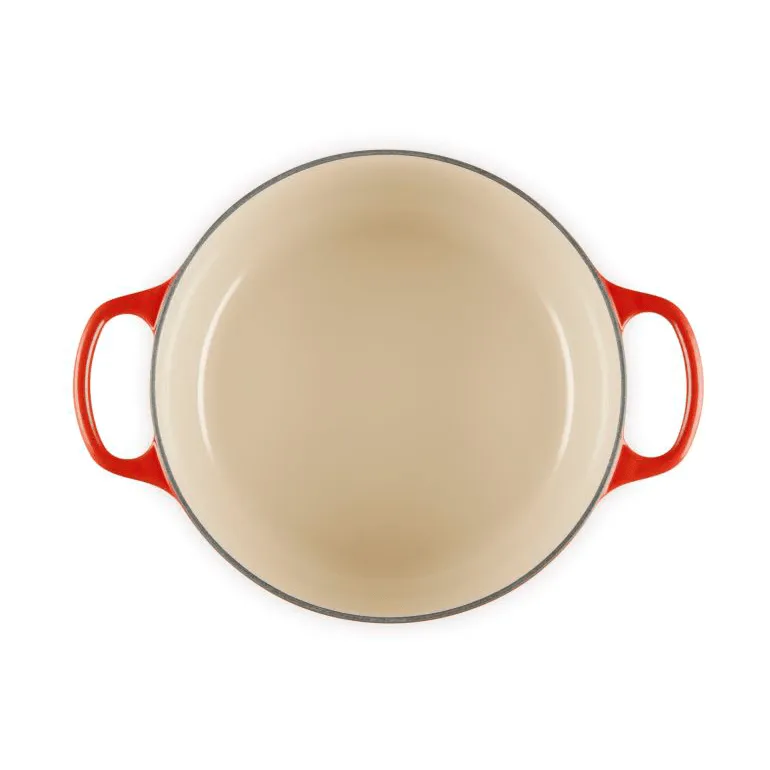 Le Creuset Signature cast iron round casserole, Cerise, 4.2 l Le Creuset