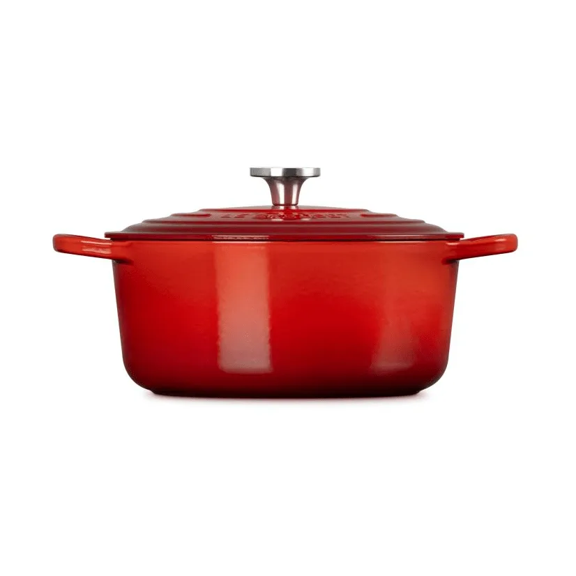 Le Creuset Signature cast iron round casserole, Cerise, 5.3 l Le Creuset