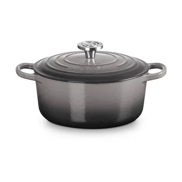 Le Creuset Signature cast iron round casserole - Flint, 4.2 l - Le Creuset