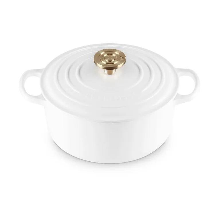 Le Creuset Signature cast iron round casserole, White, 4.2 l Le Creuset