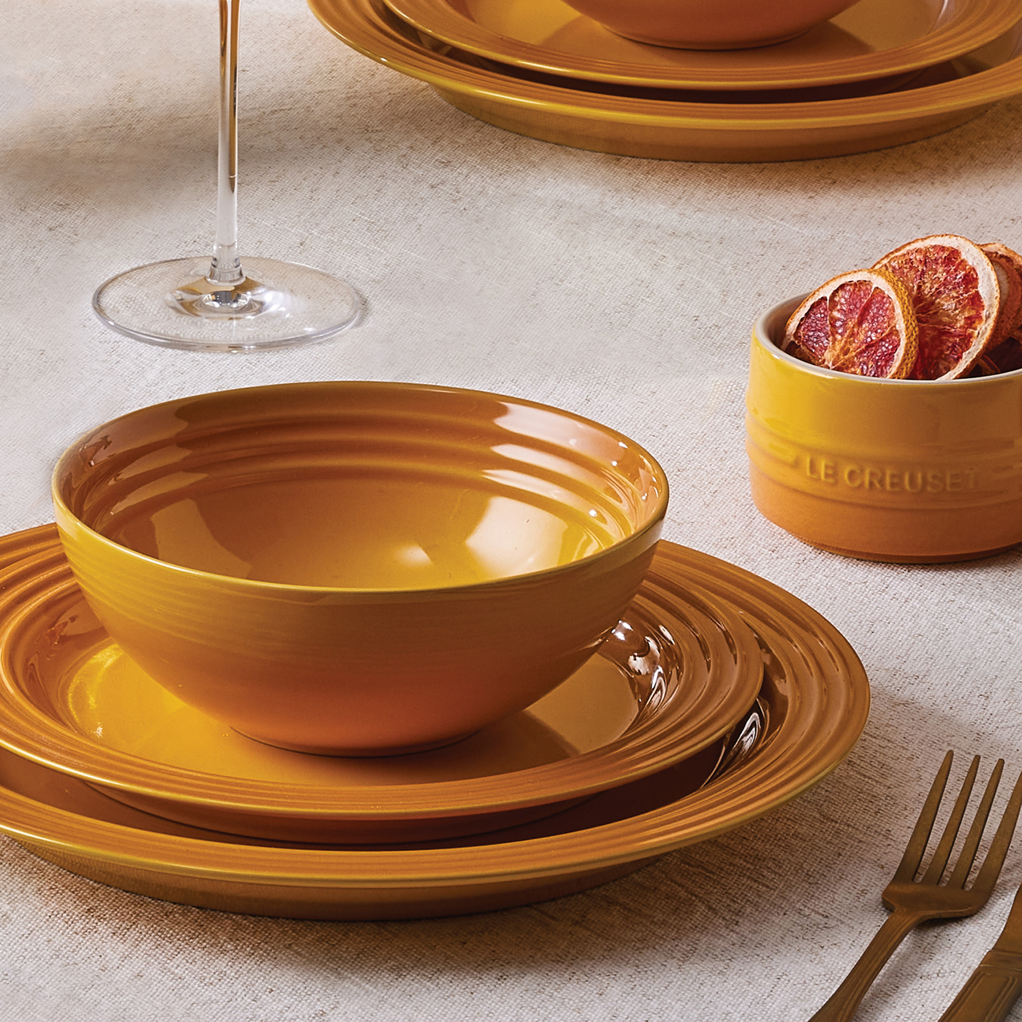 le creuset salad plates