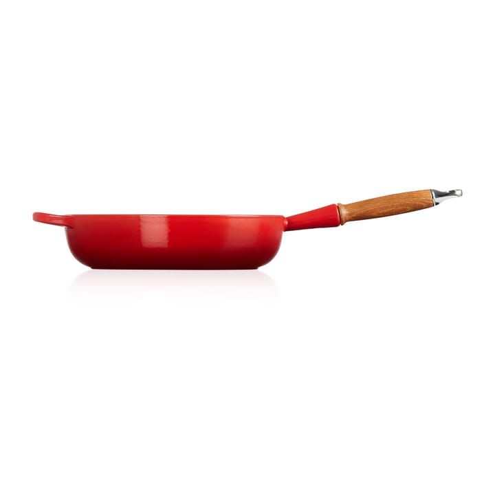 Le Creuset Signature sauce pan wooden handle 28 cm - Cerise - Le Creuset