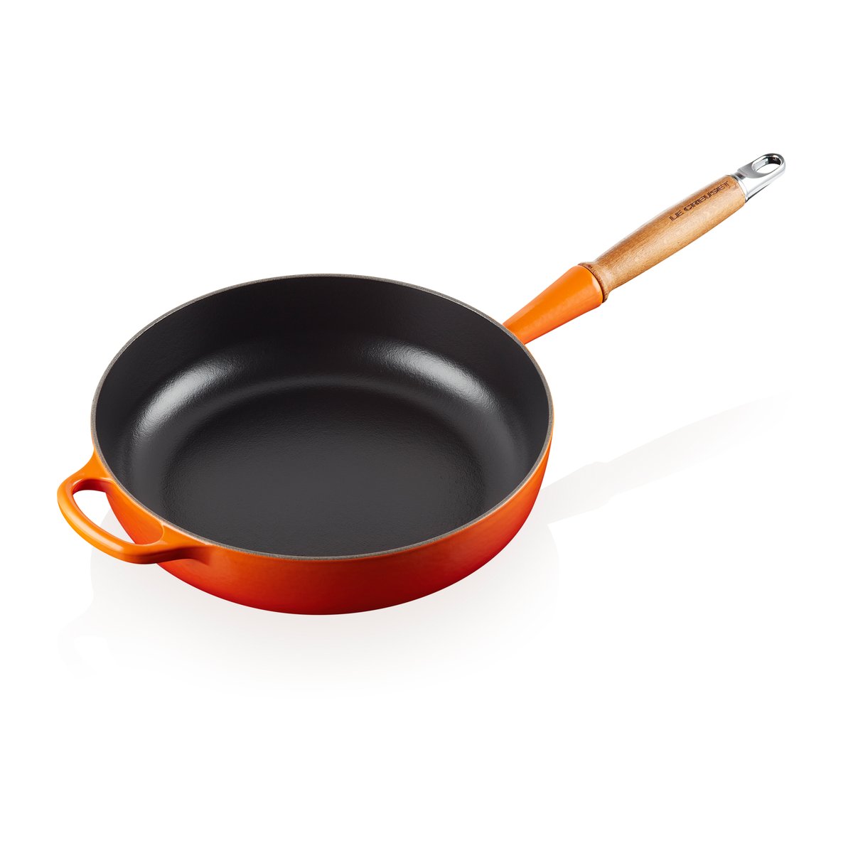 Le Creuset Signature sauce pan wooden handle 28 cm Flame