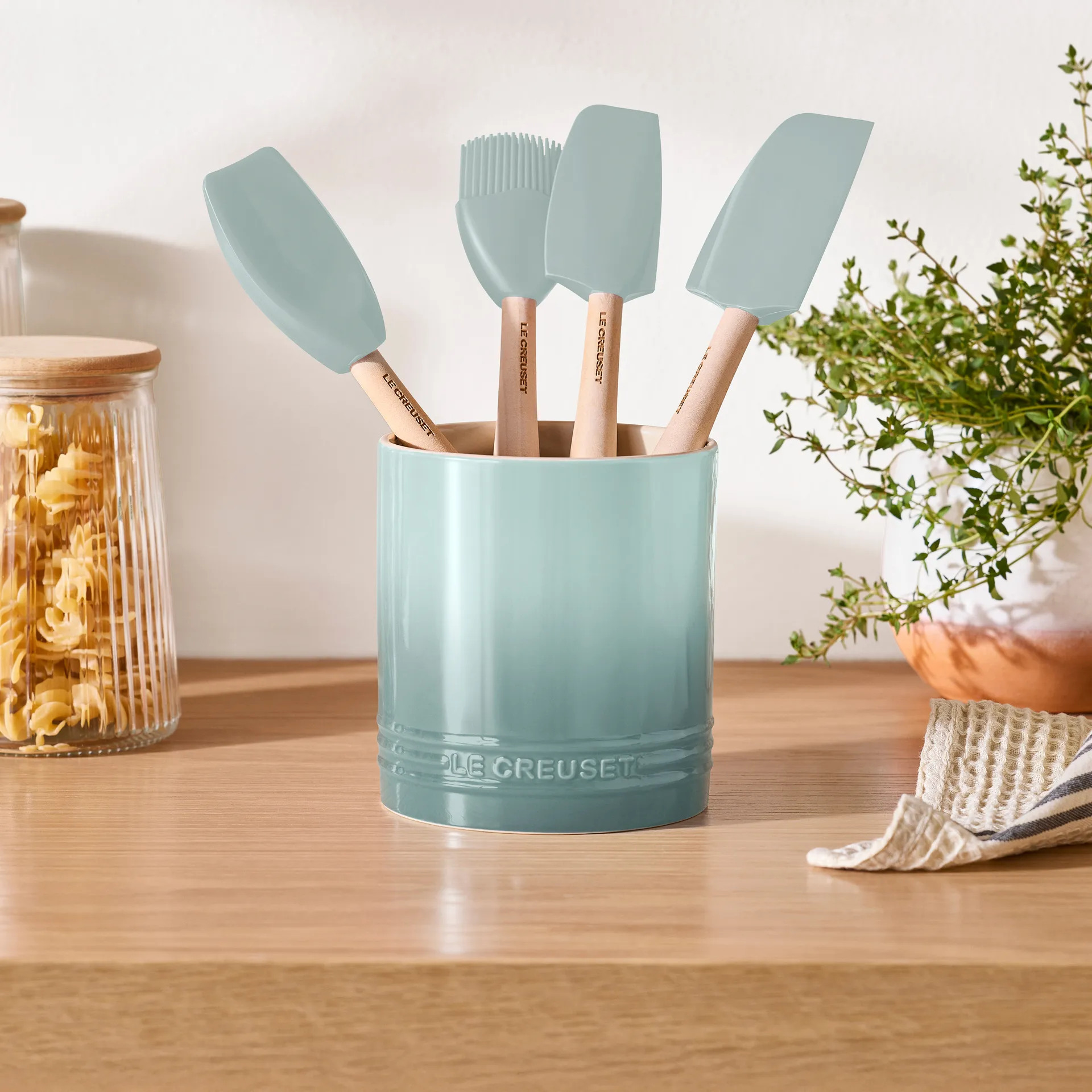 Signature stoneware cutlery and utensil jar 1.1 L, Sea Salt Le Creuset